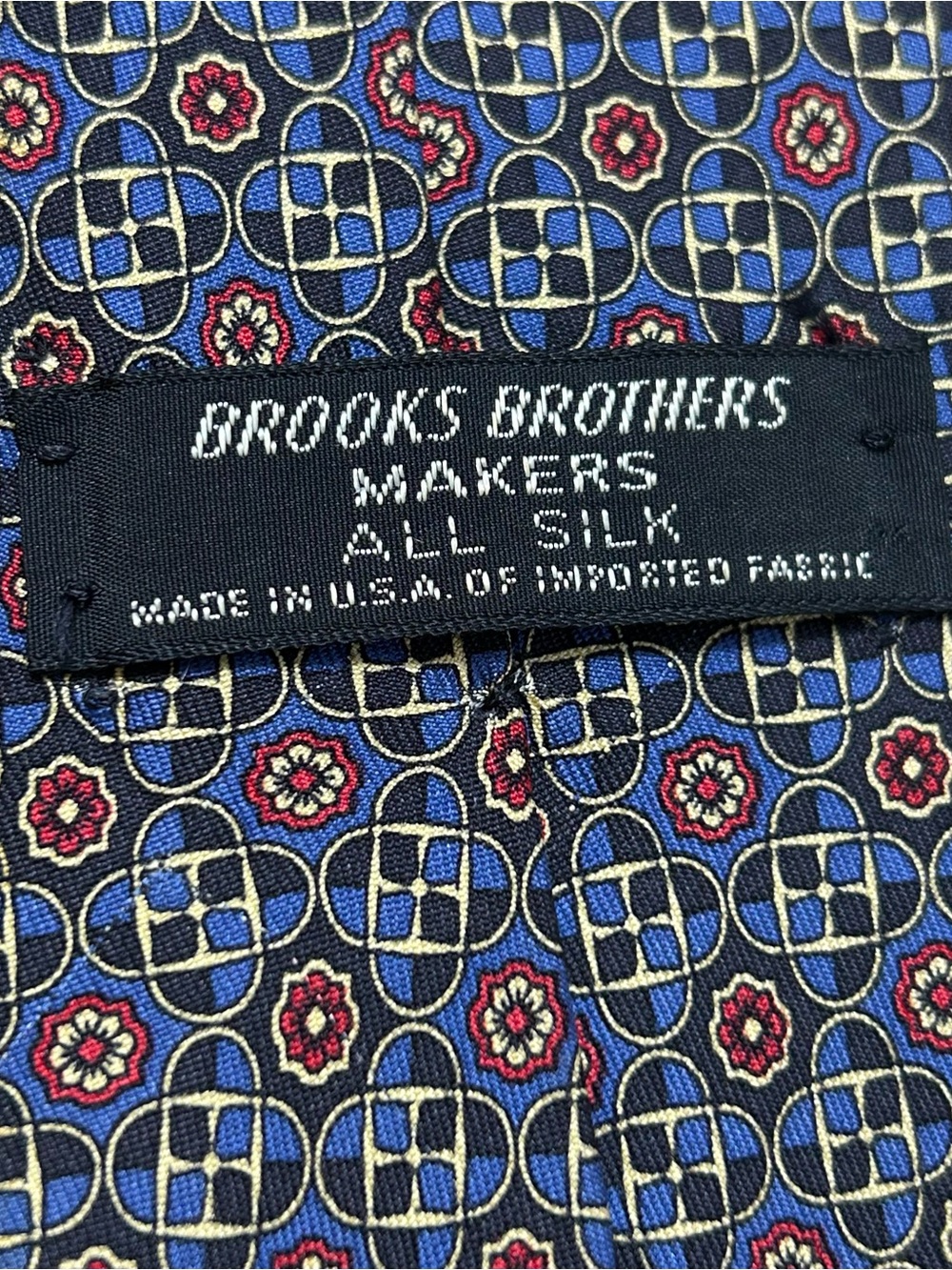 Brooks Brothers Makers Men’s 100% Silk Neck Tie Geometric AOP Navy Red Gold USA